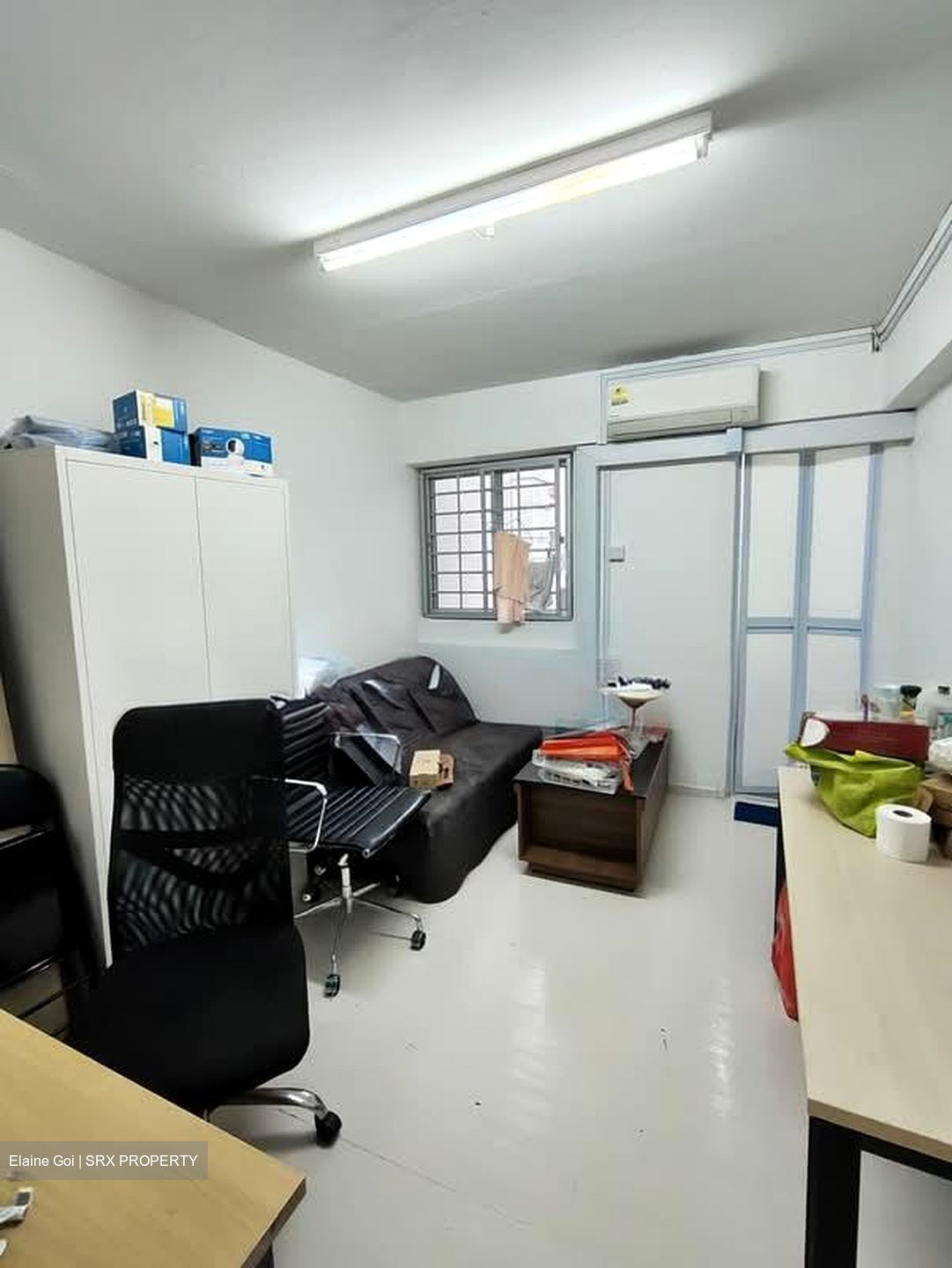 Bedok Reservoir Road (D16), Shop House #596875651